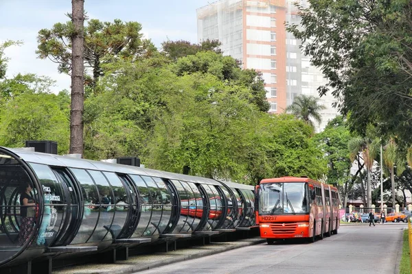 Curitiba Brazylia Październik 2014 Ludzie Jeździć Autobus Miejski Kurytybie Brazylii — Zdjęcie stockowe