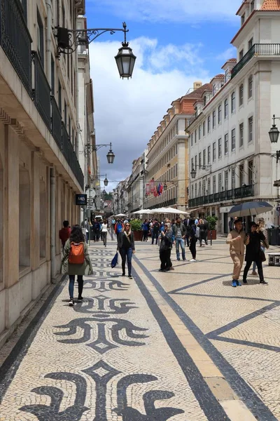 Lisbon Portugal Juni 2018 Mensen Bezoeken Winkelstraat Rua Augusta Lissabon — Stockfoto