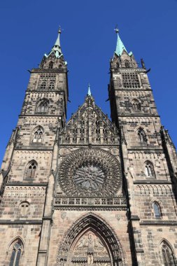 Nuremberg, Almanya. St. Lorenz (Saint Lawrence) Kilisesi. Ortaçağ Simgesel Yapı.