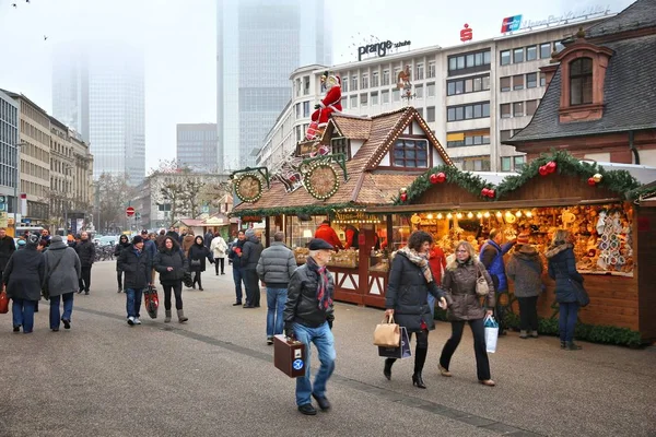 Frankfurt Duitsland December 2016 Mensen Bezoeken Kerstmarkt Frankfurt Duitsland Traditie — Stockfoto