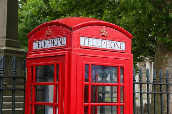 Λονδίνο Τηλέφωνο Πλαίσιο Κόκκινο Περίπτερο Τηλέφωνο Στο Ηνωμένο Βασίλειο — Φωτογραφία Αρχείου