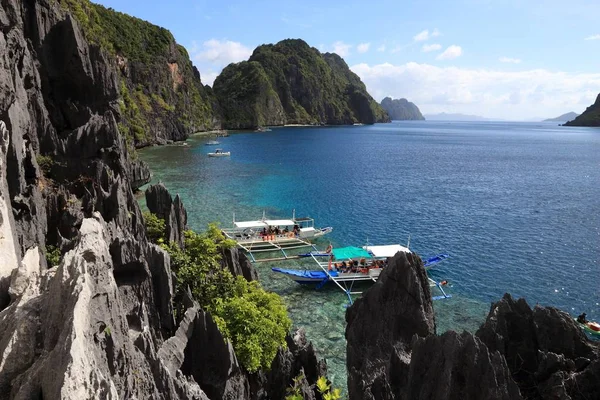 Φιλιππίνες Φυσικό Τοπίο Mantiloc Νησί Palawan Νησί Hopping Περιοδεία — Φωτογραφία Αρχείου