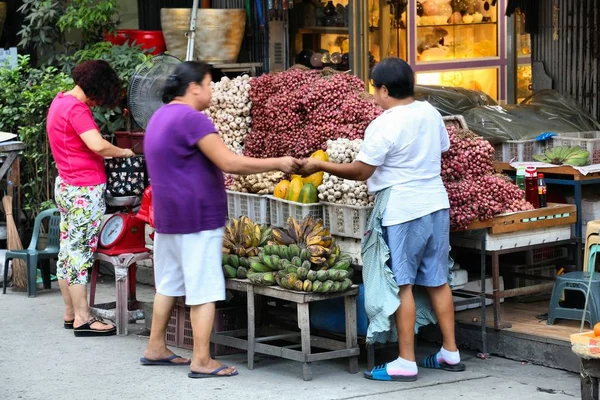 Манила Филиппинес Ноября 2017 Года Люди Посещают Продовольственный Рынок Китайского — стоковое фото