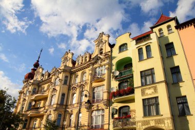 Bydgoszcz şehir, Polonya. Eski konut mimarisi - dekoratif apartmanlar.