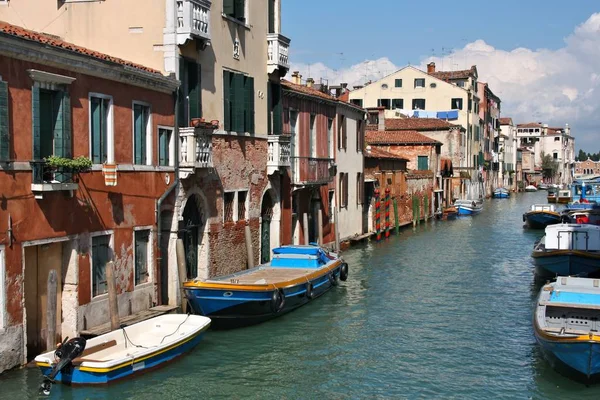 Venetië City Italië Uitzicht Het Typische Traditionele Kanaal Met Boten — Stockfoto