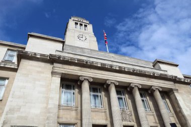Leeds City, İngiltere. Leeds Üniversitesi Parkinson Binası.