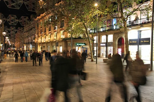 Barcelona Hiszpania Listopada 2012 Ludzie Chodzą Portal Angel Alei Barcelonie — Zdjęcie stockowe
