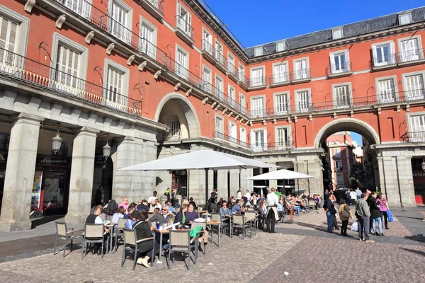 Madrid Spania Octombrie 2012 Oamenii Vizitează Plaza Mayor Din Madrid — Fotografie, imagine de stoc