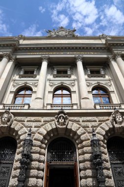 Leipzig Üniversitesi Kütüphanesi Bibliotheca Albertina da bilinen.
