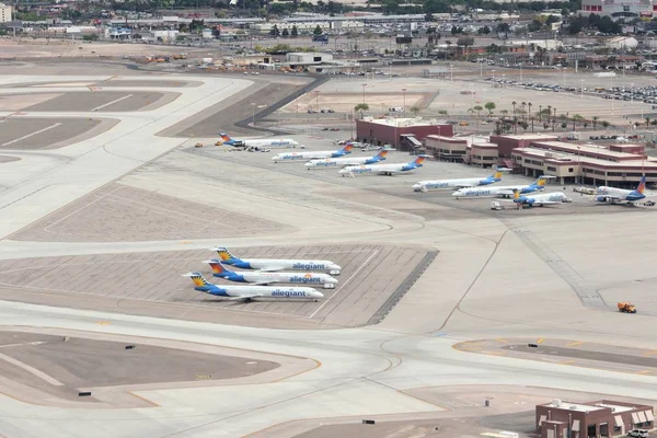 Las Vegas Abril 2014 Flota Allegiant Air Aeropuerto Internacional Las — Foto de Stock