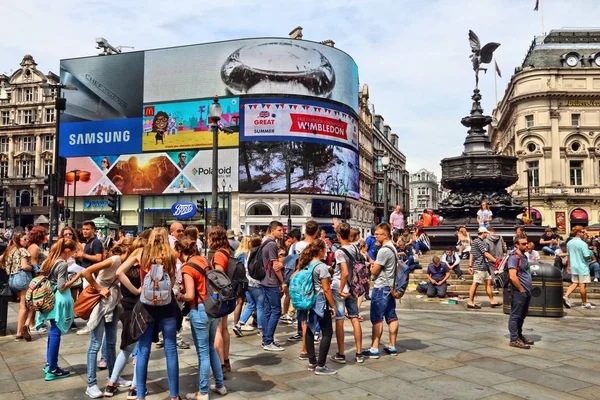 Londres Royaume Uni Juillet 2016 Les Gens Visitent Piccadilly Circus — Photo