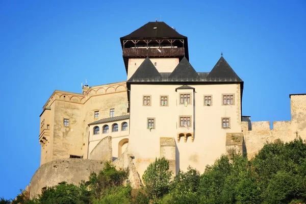 Castello Trencin Slovacchia Nella Regione Povazie Fortezza Medievale Una Collina — Foto Stock