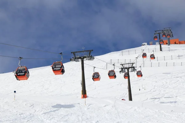 Bad Gastein Autriche Mars 2016 Les Gens Montent Gondoles Téléphérique — Photo