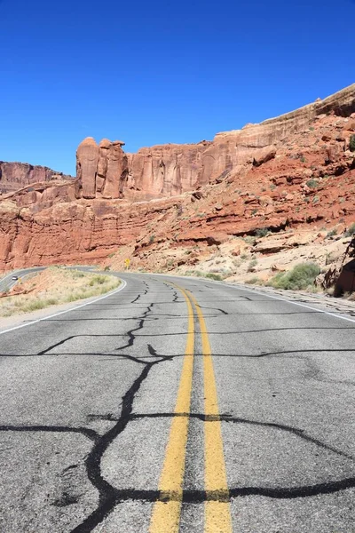 Grietas Superficie Carretera Fijadas Con Sellador Arches Scenic Drive Parque — Foto de Stock