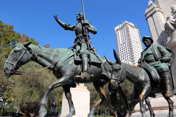 Madrid Espanha Monumentos Plaza Espana Cavaleiro Fictício Don Quixote Sancho — Fotografia de Stock