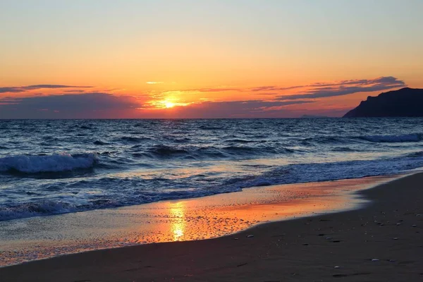 Grécia Praia Pôr Sol Ilha Corfu Ágios Gordios Mar Jónico — Fotografia de Stock