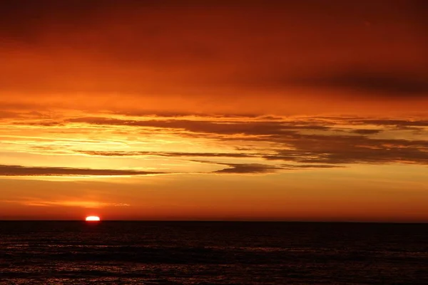 Céu Pôr Sol Noruega Lofoten Ilhas Paisagem Mar — Fotografia de Stock