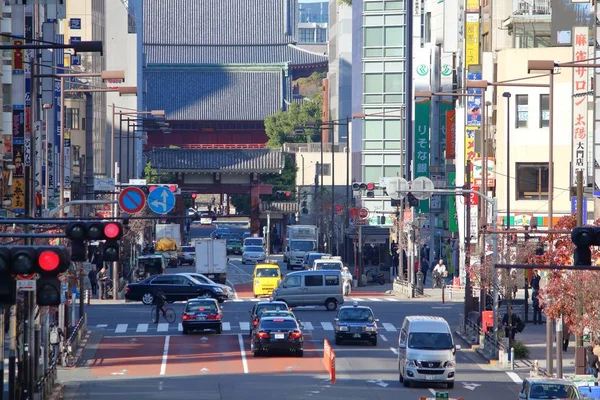 東京の東京 2016 市内ストリート ビュー 東京は日本の首都です 3780 万の人々 首都圏に住んでいます — ストック写真