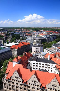 Leipzig, Almanya hava görünümünü. Cityscape Zentrum bölge ile.