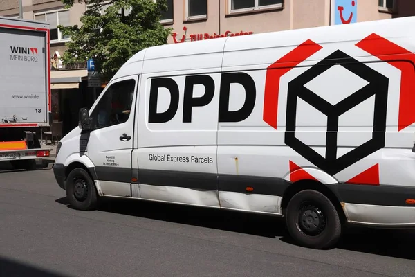 พยาบาล เยอรมน พฤษภาคม 2018 รถต งของ Dpd ในเยอรมน Dpd Group — ภาพถ่ายสต็อก