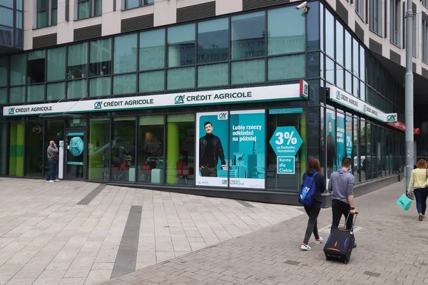 Wroclaw Poland May 2018 People Walk Credit Agricole Bank Branch — Stock Photo, Image