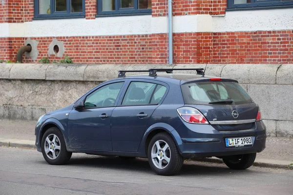 Leipzig Alemania Mayo 2018 Opel Astra Coche Hatchback Compacto Estacionado — Foto de Stock