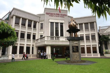 Manila, Filipinler - 24 Kasım 2017: İnsanlar şehir Manila, Filipinler Üniversitesi ziyaret edin. 2,300 kolej ve üniversiteler Türkiye vardır.