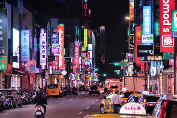 Taipei Taiwan Diciembre 2018 Vista Nocturna Calle Taipei Taiwán Taipei —  Fotos de Stock