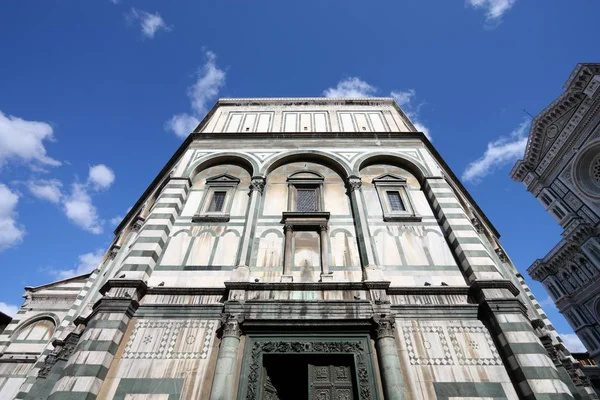 Baptysterium we Florencji — Zdjęcie stockowe