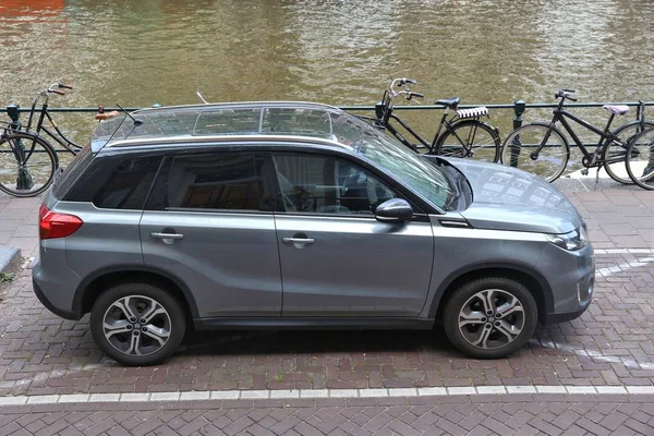 SUV i Europa — Stockfoto