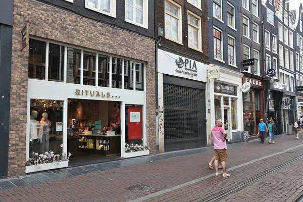 Leidsestraat street, Амстердам — стоковое фото