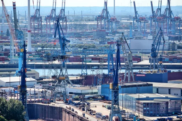 Porto de Hamburgo — Fotografia de Stock