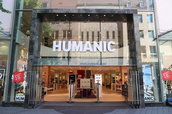 Humanic shop — Stockfoto