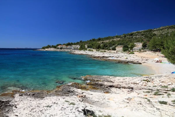 Krajobraz wybrzeża Chorwacji — Zdjęcie stockowe