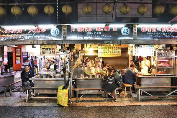 Ночной рынок Keelung — стоковое фото