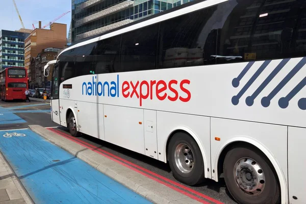 Nationaler Expressbus — Stockfoto