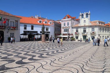 Cascais.