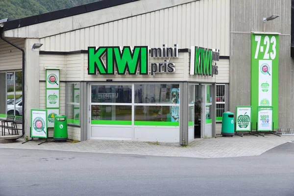 Tienda Kiwi Noruega —  Fotos de Stock