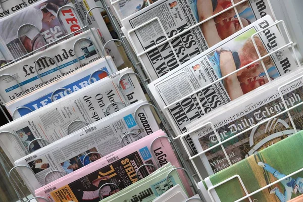 International newspapers — Stock Photo, Image