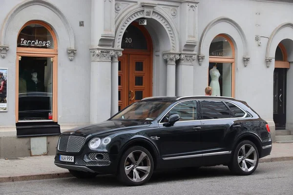 Bentley geländewagen — Stockfoto