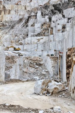 Mermer Ocağı, İtalya