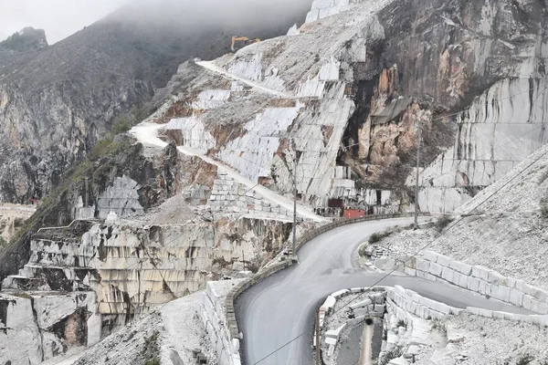 Cantera de mármol italiana — Foto de Stock