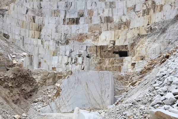 Cantera de mármol de Carrara — Foto de Stock