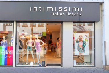 iç giyim mağazası