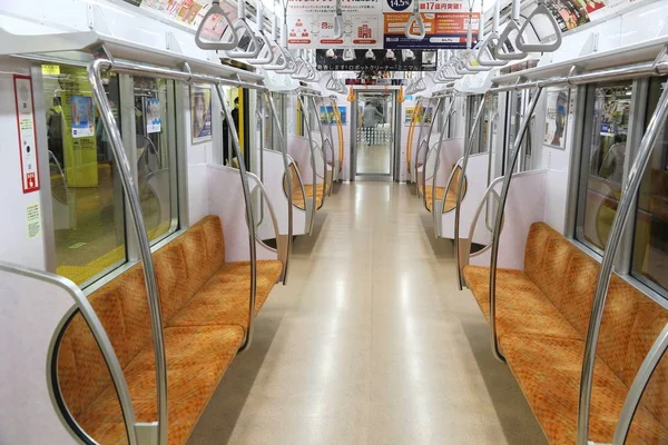 Tren metro de Tokio — Foto de Stock