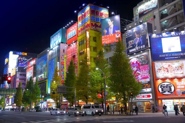 Neon notturni di Akihabara — Foto Stock