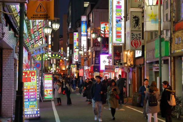 Shinjuku Nacht - Kabukicho Straße — Stockfoto