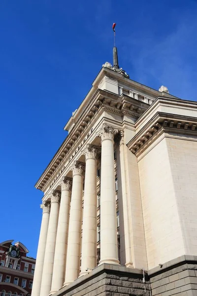 Parlamento Bulgária Edifício Sofia Capital Texto Fachada Narodno Sabranie Assembleia — Fotografia de Stock