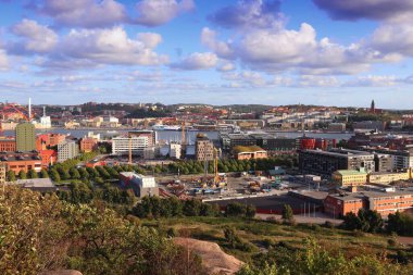İsveç 'in Göteborg şehrinde. Gota Alv nehri ile Skyline.