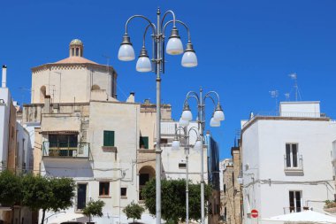 İtalya 'nın Apulia şehrinde Polignano a Mare.